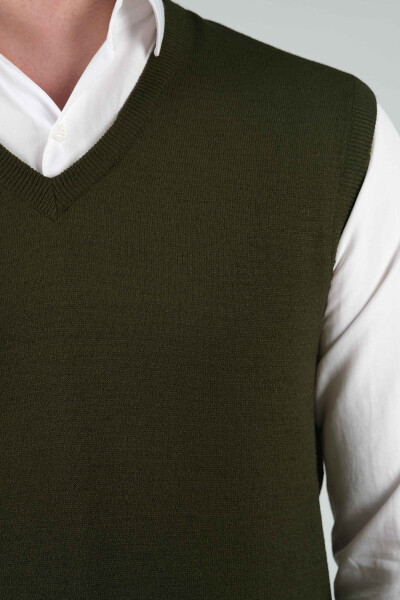 Men's Knit Sweater V Neck Khaki Color Elastic Waist Winter Woven Regular Fit - 3