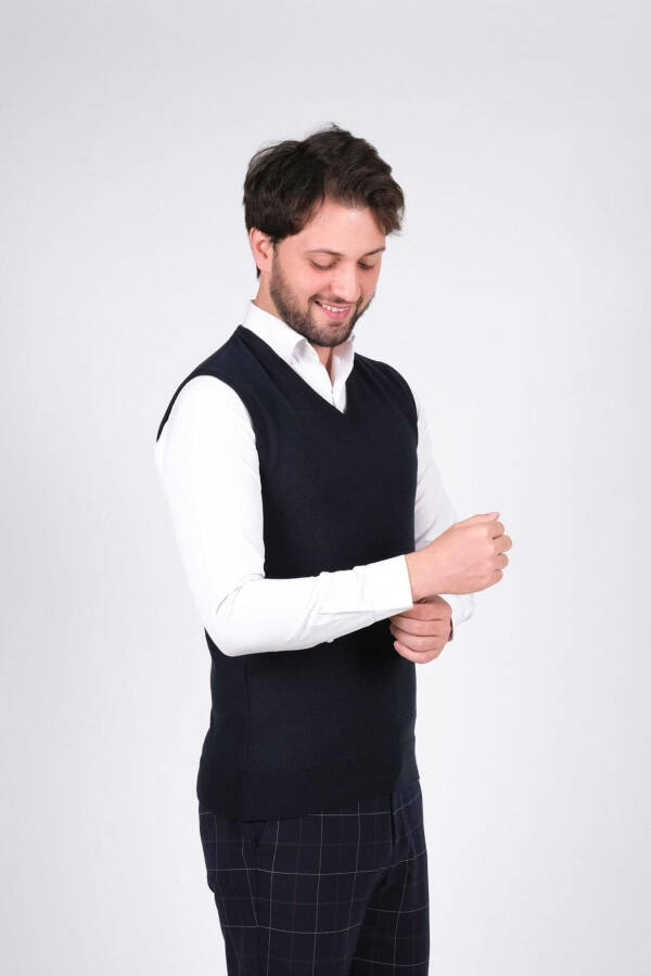 Men's Knit Sweater V Neck Navy Blue Ribbed Waist Winter Woven Regular Fit - 2