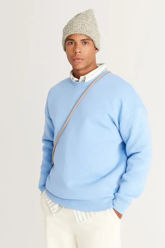 Men's Light Blue Oversize Loose Fit Fleece Lined 3-Thread Crew Neck Cotton Sweatshirt - Light Blue - 3