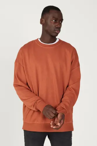 Men's Light Brown Oversize Loose Fit 3-Thread Crew Neck Cotton Sweatshirt - Brown - 4