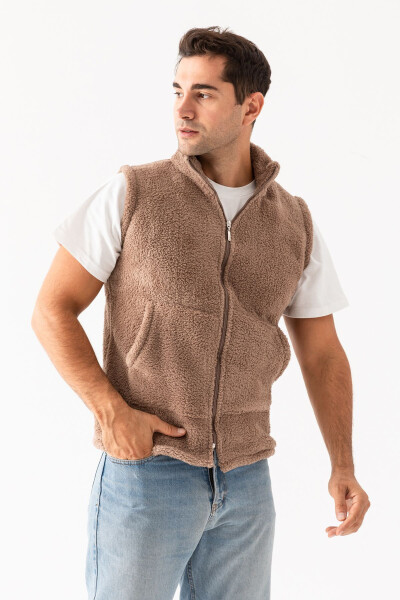 Men's light brown plush vest. - 3