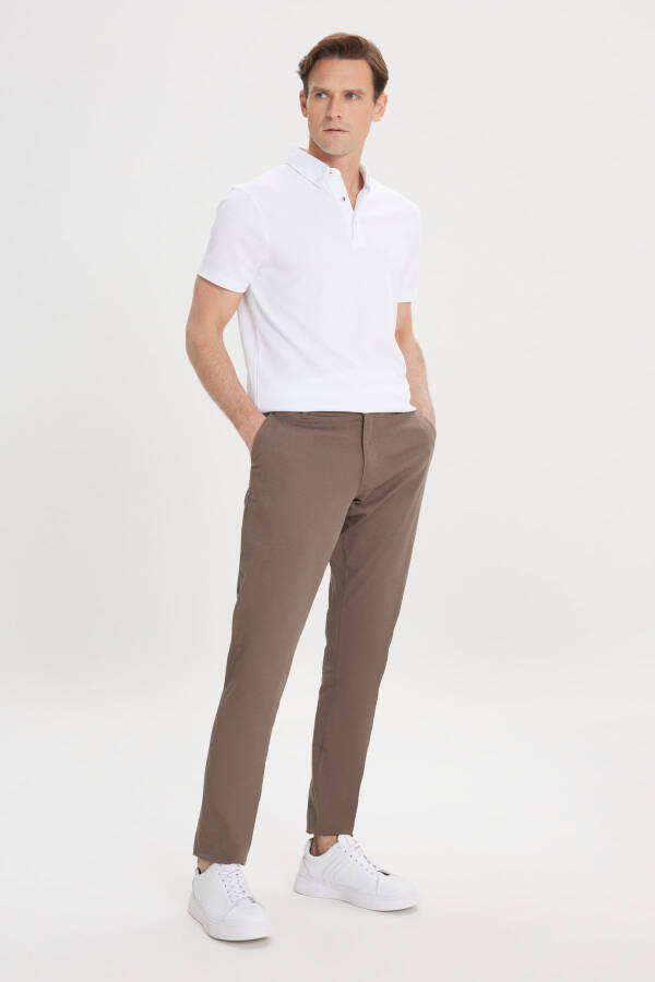 Men's Light Brown Slim Fit Narrow Cut Cotton Side Pocket Elastic Chino Pants - 12