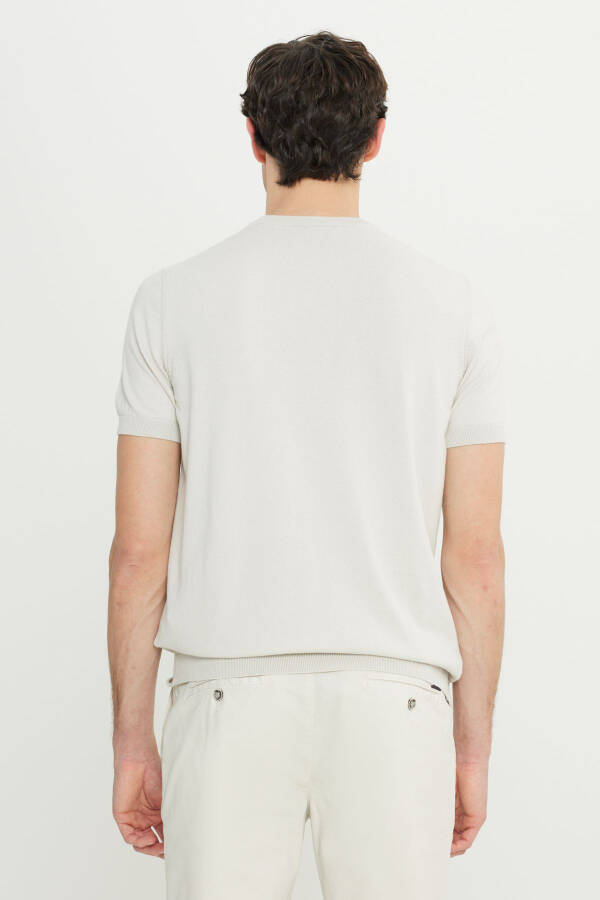 Men's Light Gray 100% Cotton Standard Fit Regular Cut Crew Neck Jacquard Knitted T-Shirt - 11