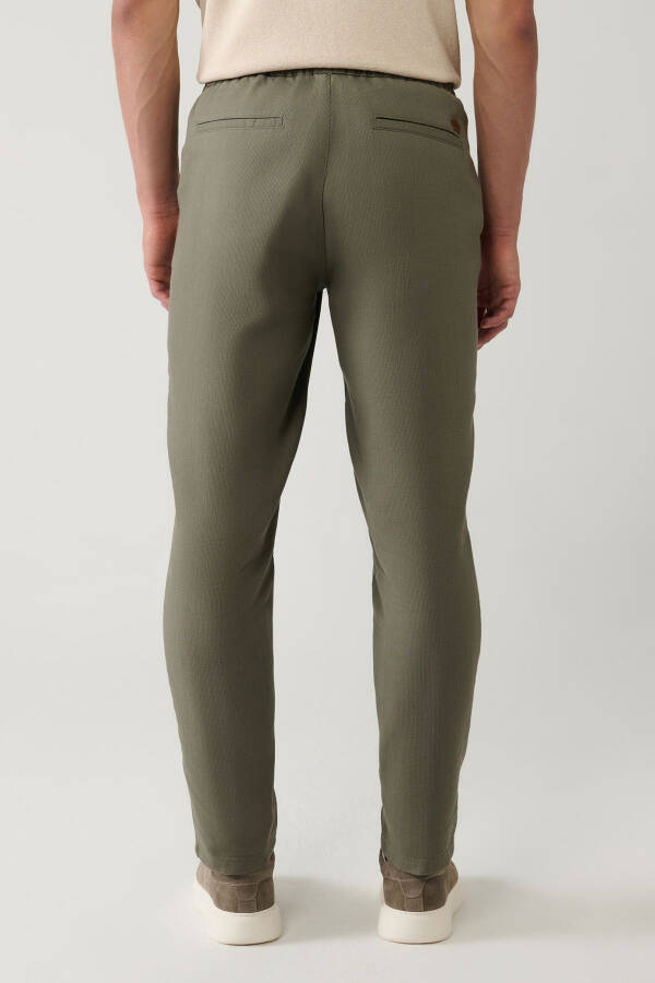 Men's Light Khaki Pants with Side Pockets, Elastic Waistband, Linen Texture, Relaxed Fit E003052 - 4