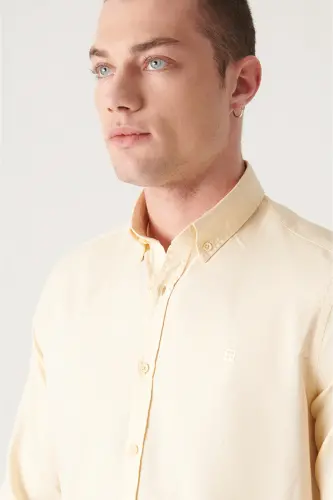 Men's Light Yellow Oxford Shirt 100% Cotton Button Down Collar Regular Fit B002003 - AVVA (1)
