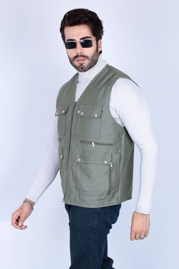 Men's linen vest with multiple pockets, perfect for summer. - 5