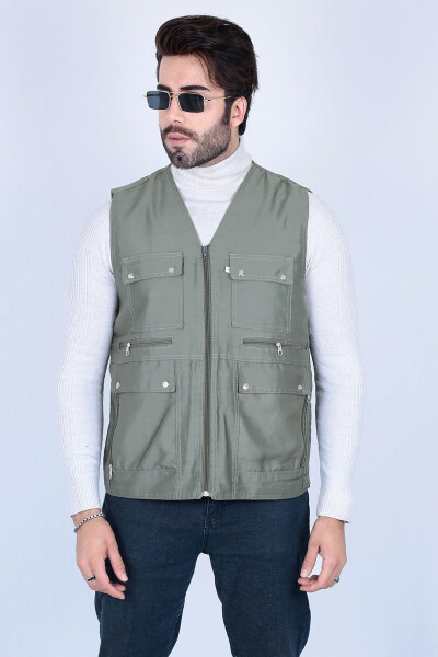 Men's linen vest with multiple pockets, perfect for summer. - 7