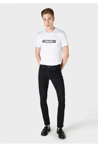 Men's low-rise straight leg jeans. - 3