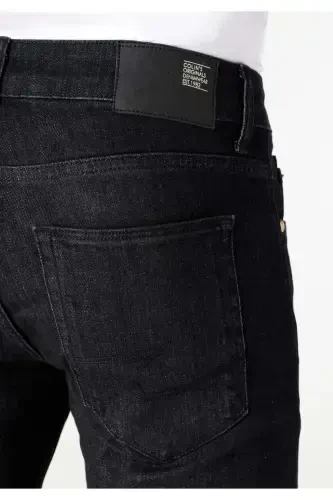 Men's low-rise straight leg jeans. - 6