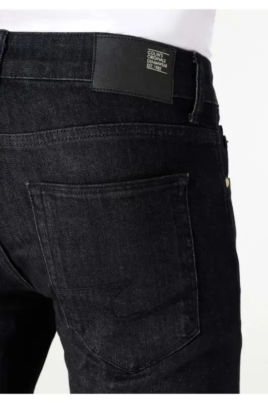 Men's low-rise straight leg jeans. - 6