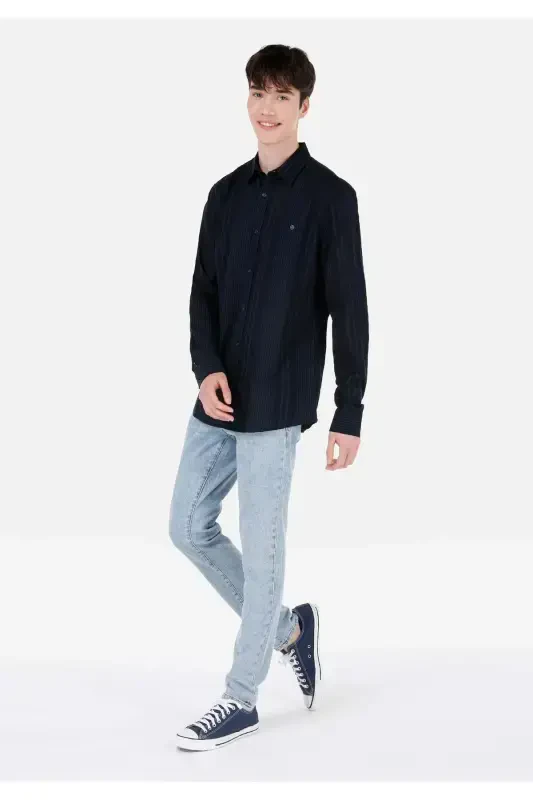 Men's low waist, straight leg, blue denim pants. - 3