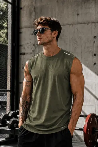 Men's Moisture Wicking Quick Dry Athletic Tech Performance Athlete Sleeveless T-shirt Gym 108-KHAKI 