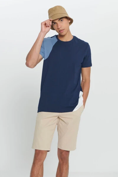 Men's Navy-Beige Standard Fit Regular Fit 100% Cotton Printed Crew Neck T-shirt - 3