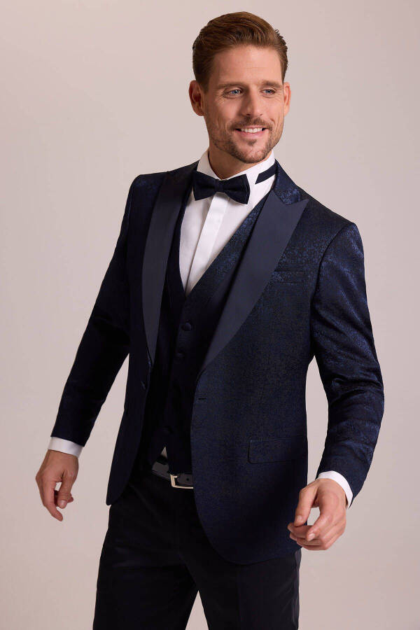 Men's Navy Blue Slim Fit Swallow Collar Patterned Tuxedo - 5