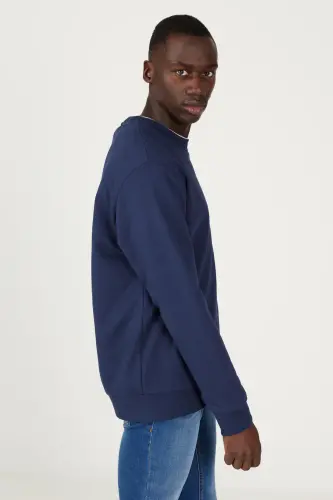 Men's Navy Blue Standard Fit Regular Cut Crew Neck 3-Thread Cotton Sweatshirt - Navy Blue - 5