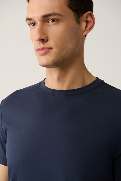 Men's Navy Blue T-shirt 100% Cotton Breathable Crew Neck Regular Fit E001000 - 14