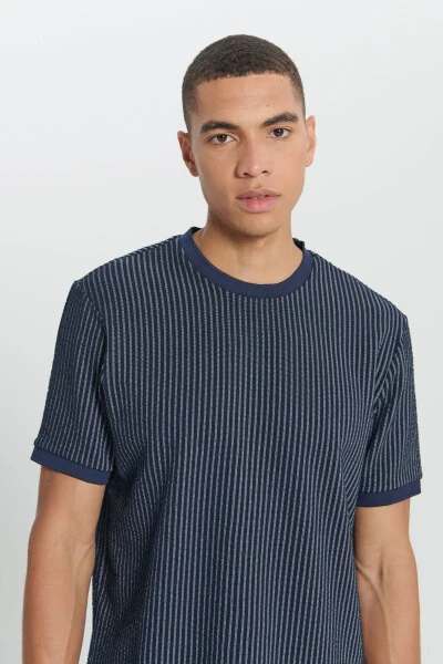 Men's Navy Comfort Fit Relaxed Fit Cotton Striped Crew Neck T-shirt - 3