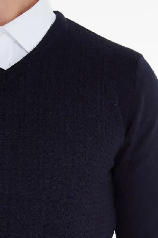 Men's Navy Patterned V-Neck Knit Sweater - 3