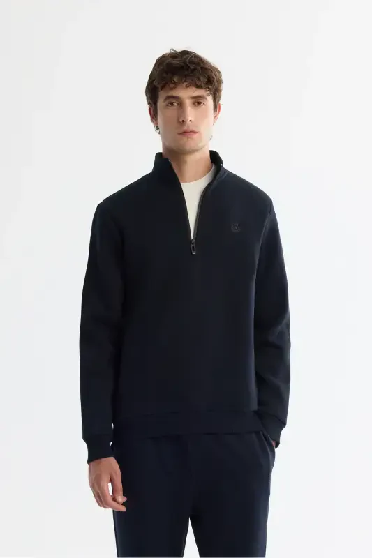 Men's Navy Sweatshirt - AVVA