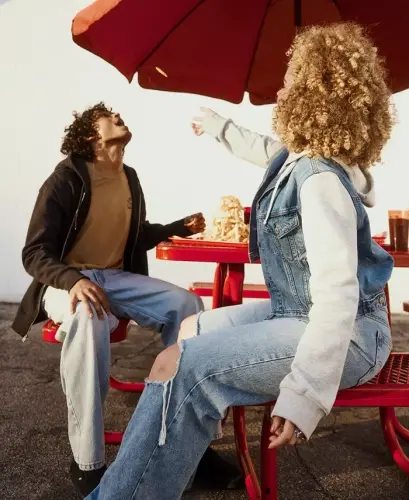 Men's Non-Graphic Zip-Up Standard Fit Hoodie - Bracken - 4