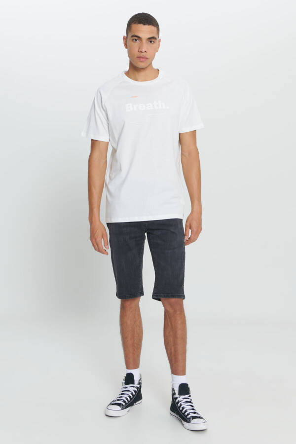 Men's Off-White Loose Fit Oversized 100% Cotton Soft Touch Printed Crew Neck T-Shirt - 2