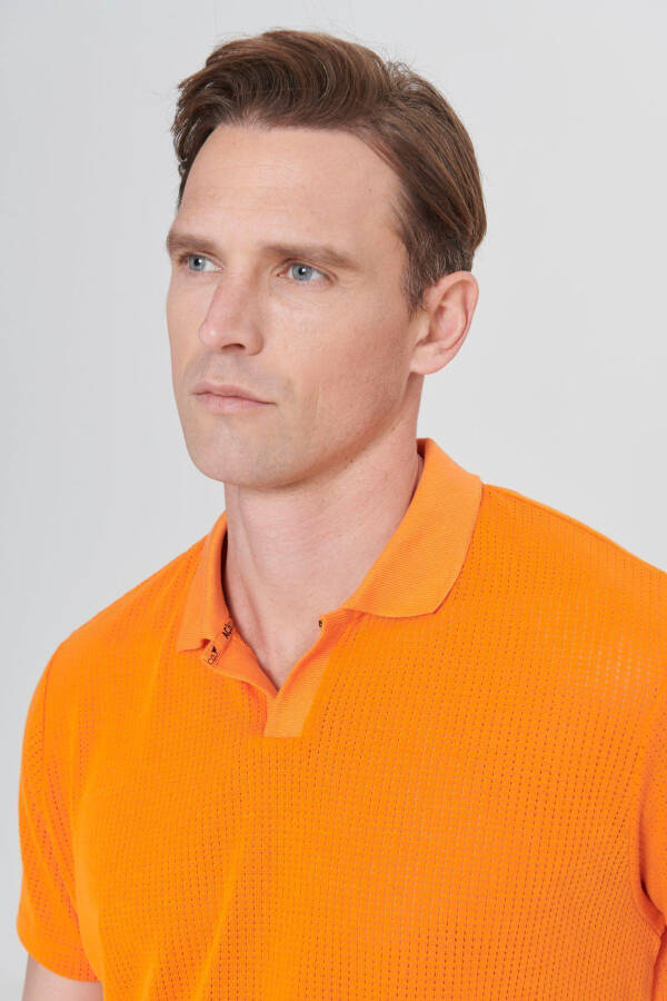 Men's Orange Regular Fit Relaxed Cut Polo Collar Label Detailed T-shirt - 5