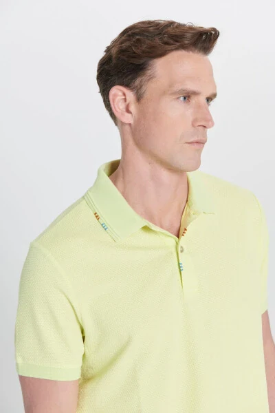 Men's Peanut Green Slim Fit Narrow Cut Polo Neck Printed Cotton T-shirt - 5