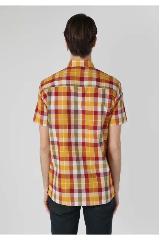 Men's plaid, multi-colored, short-sleeved, regular fit shirt. - 2