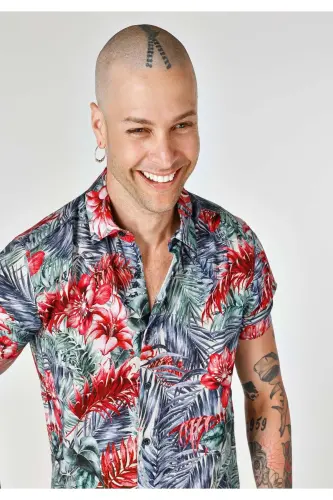 Men's printed, multi-colored, short-sleeved, regular fit shirt (Cl1062611) - 4