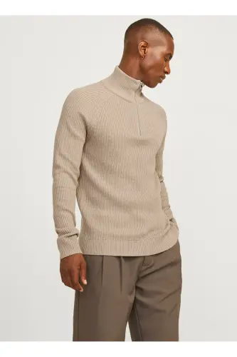 Men's Regular Fit Coffee Sweater with Stand Collar - 4