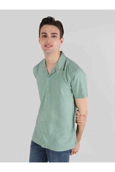 Men's regular fit green short sleeve shirt - 1