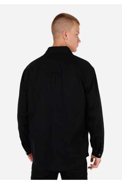 Men's regular fit, long-sleeve black shirt. CL1070137 - 8