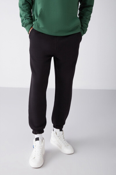 Men's Regular Fit Sweatpants - GRIMELANGE (1)