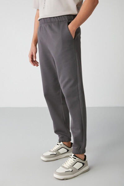 Men's Regular Fit Sweatpants - GRIMELANGE (1)