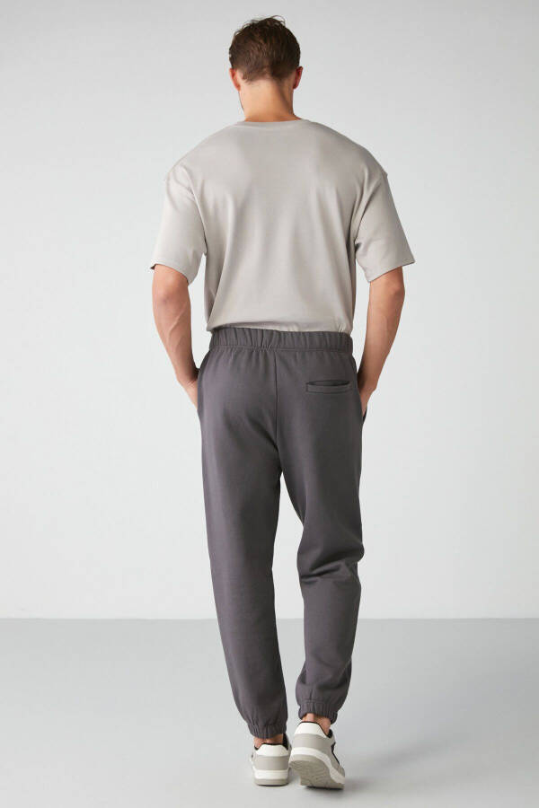 Men's Regular Fit Sweatpants - 11