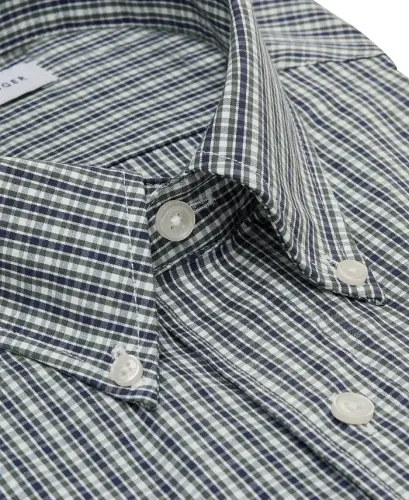 Men's Regular Fit Wrinkle Resistant Stretch Dress Shirt - Green - 4