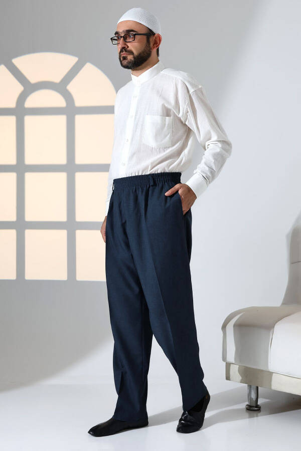 Men's Relaxed Fit Elastic Waist with Pockets Ihram and Umrah Fabric Pants - Navy Blue (ISR) - 3