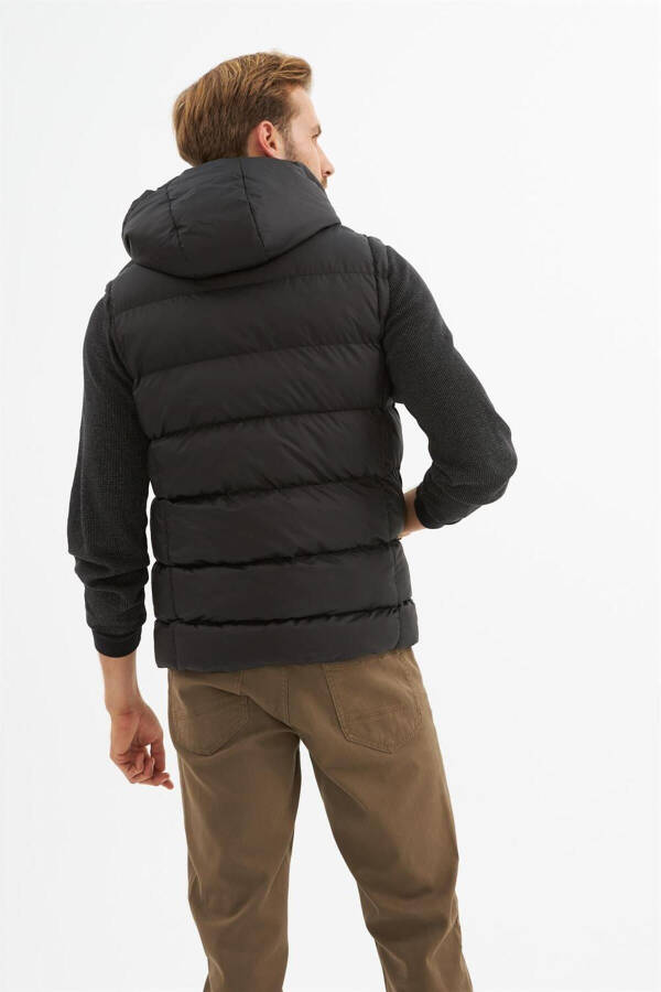 Men's Removable Hooded Pocket Detail Puffer Vest Black - 12