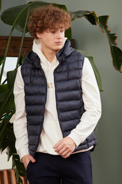 Men's Removable Hooded Standard Fit Puffer Vest Navy - 5
