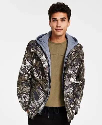 Men’s Sherpa Lined Two Pocket Hooded Trucker Jacket-Real Tree Print 