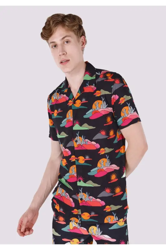 Men's short sleeve, multi-colored, regular fit printed t-shirt. - COLIN'S