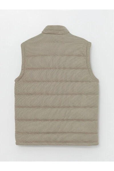 Men's slim fit, stand-up collar puffer vest. - 3