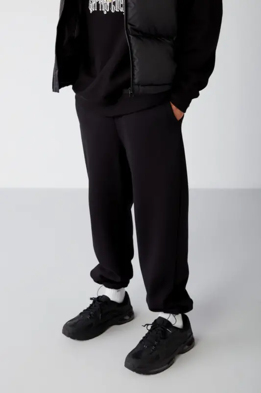 Men's Soft Fleece Lined Comfortable Elastic Hem Comfort Fleece Black Sweatpants-Black - 2