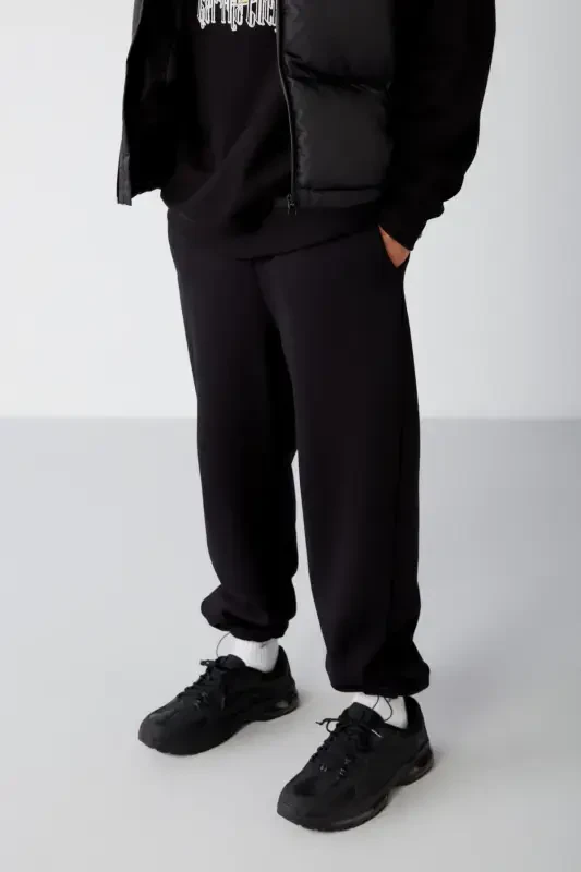 Men's Soft Fleece Lined Comfortable Elastic Hem Comfort Fleece Black Sweatpants-Black - 2