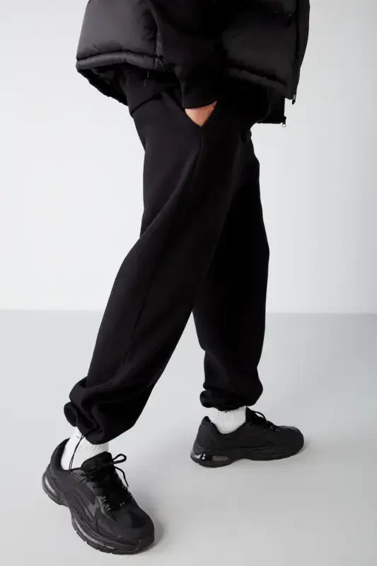 Men's Soft Fleece Lined Comfortable Elastic Hem Comfort Fleece Black Sweatpants-Black - 5