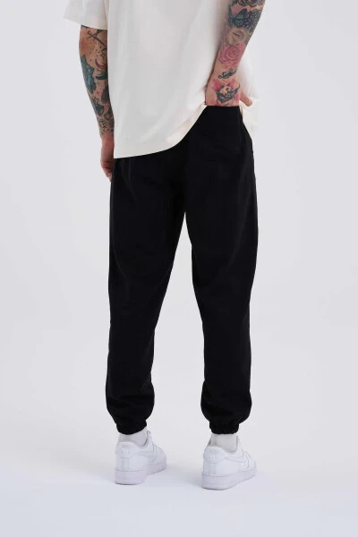 Men's Solid Color Basic Relaxed Jogger Black Sweatpants - 3