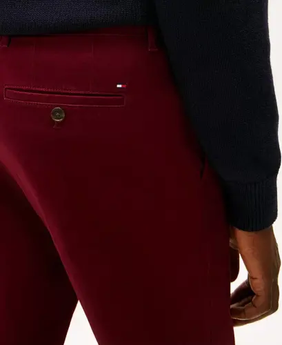 Men's TH Flex Stretch Straight-Fit Chino Pant - Deep Rouge - 4