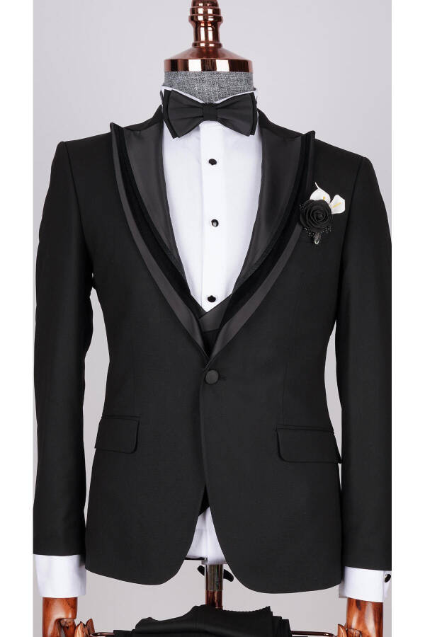 Men's Tuxedo Suit with Swallowtail Collar - 2