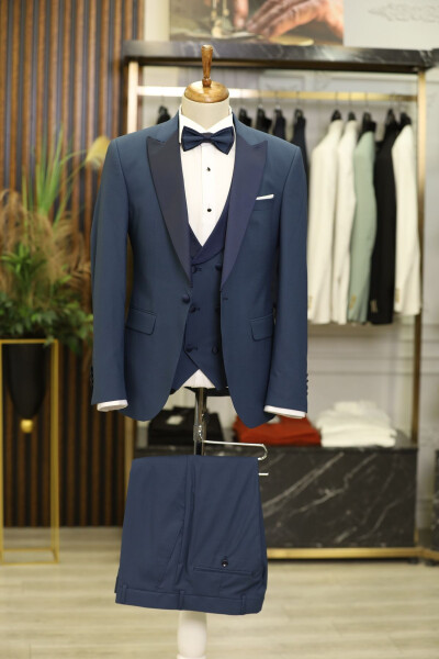 Men's Tuxedo Wedding Suit with Swallowtail Collar Italian Cut Slim Fit Jacket Vest Pants Bow Tie - Indigo - 2