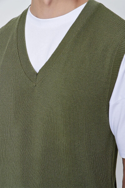 Men's V-Neck Relaxed Fit Cotton Knit Sweater Khaki 22sm214 - 4